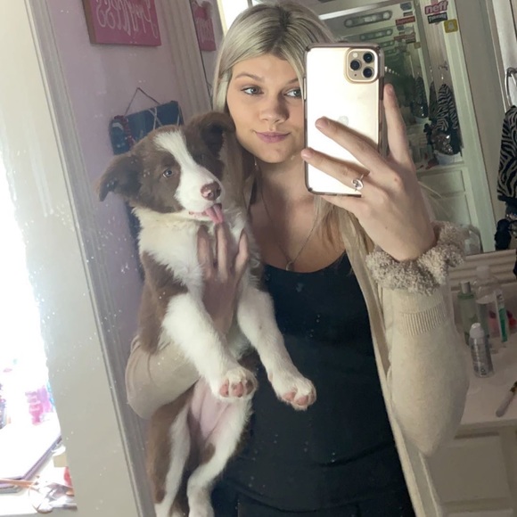 Meet your Posher, Callie - Picture 2 of 3